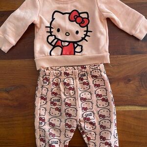 Hello Kitty Peach‎ 2piece set size 6 months